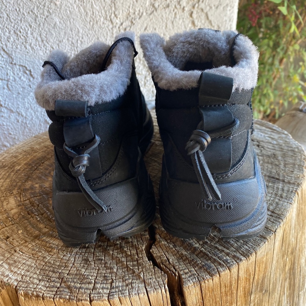 UGG Miwo Trainer High - Picture 3 of 6